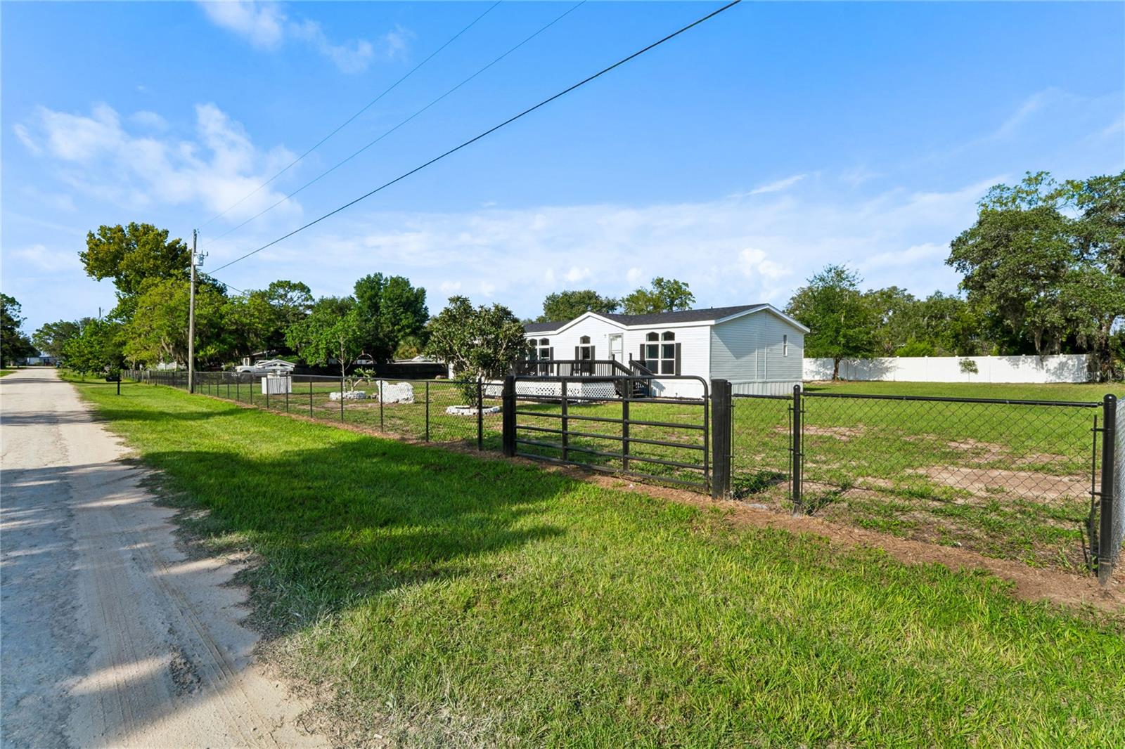 TANGERINE ESTATES - Residential