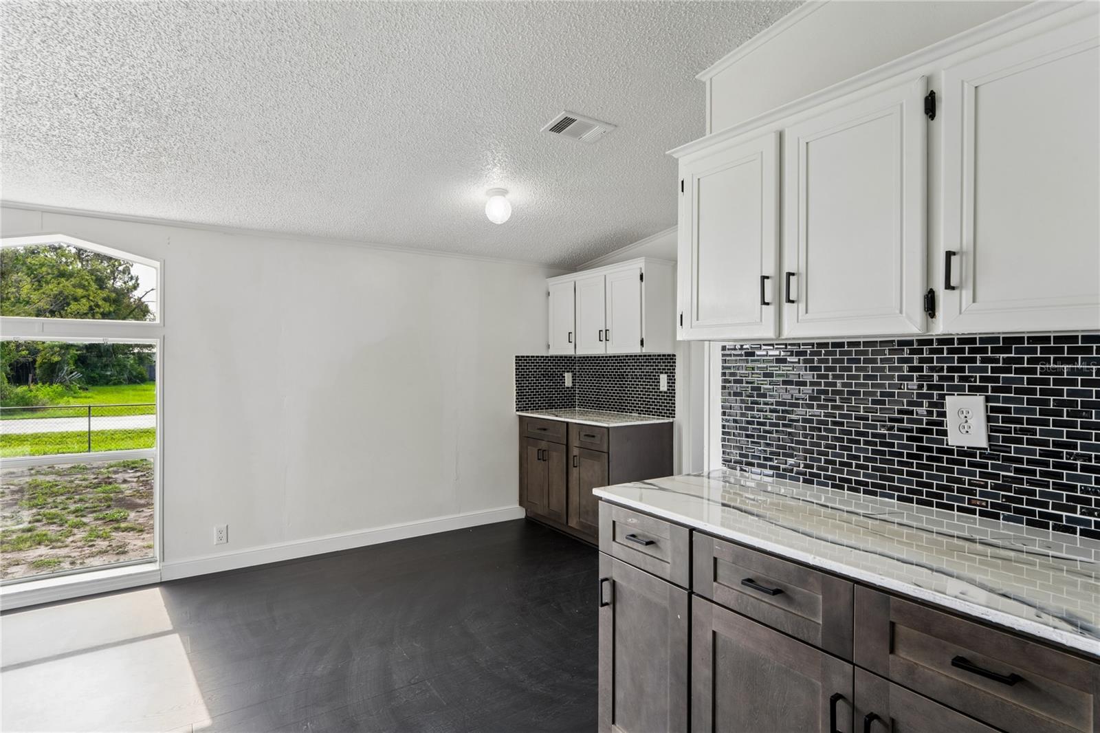 TANGERINE ESTATES - Residential