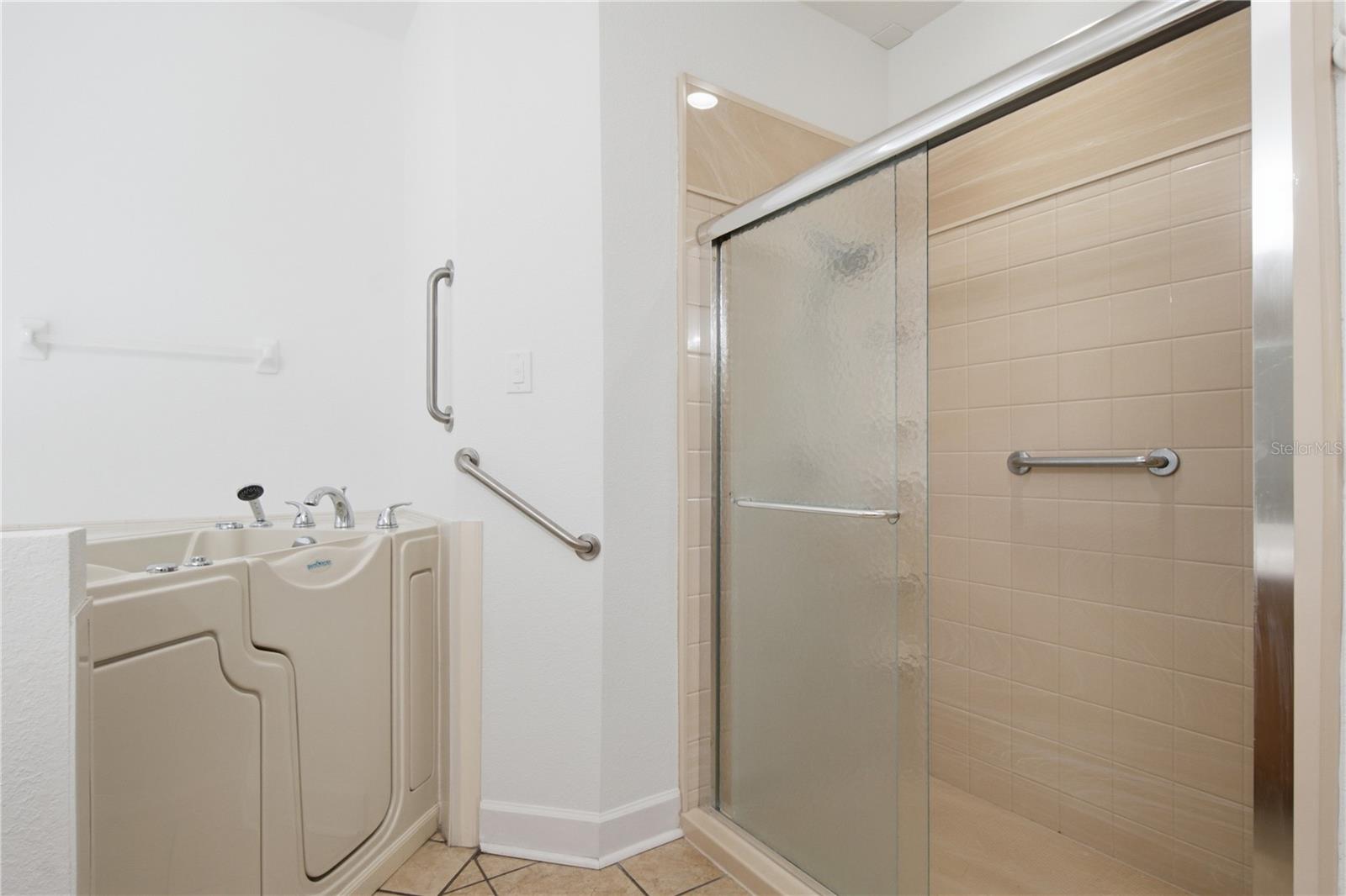 CRESTWOOD PH 2 - Residential