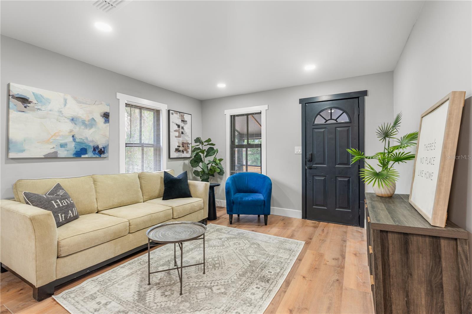 HARRIS E 01/2 BLK 161 DELAND - Residential