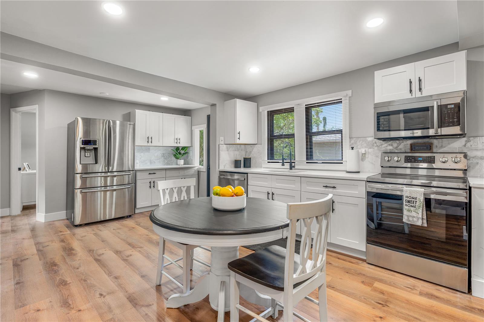 HARRIS E 01/2 BLK 161 DELAND - Residential
