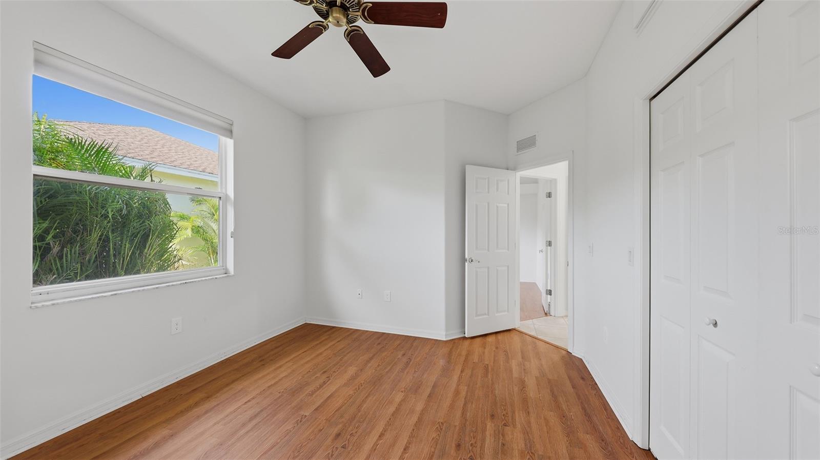EASTLAKE - Residential