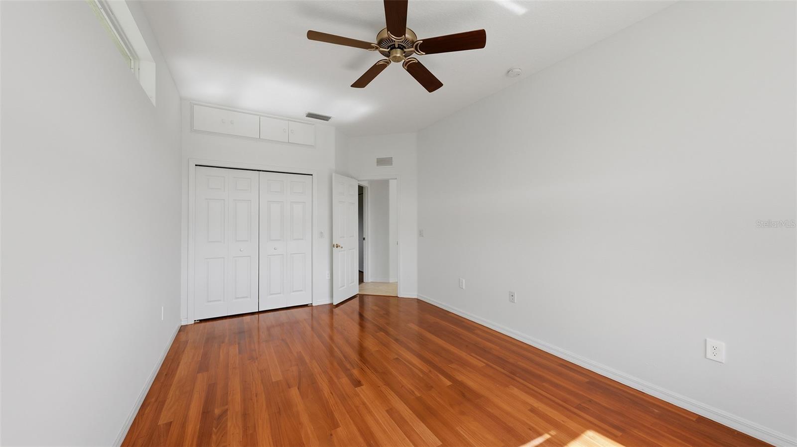 EASTLAKE - Residential