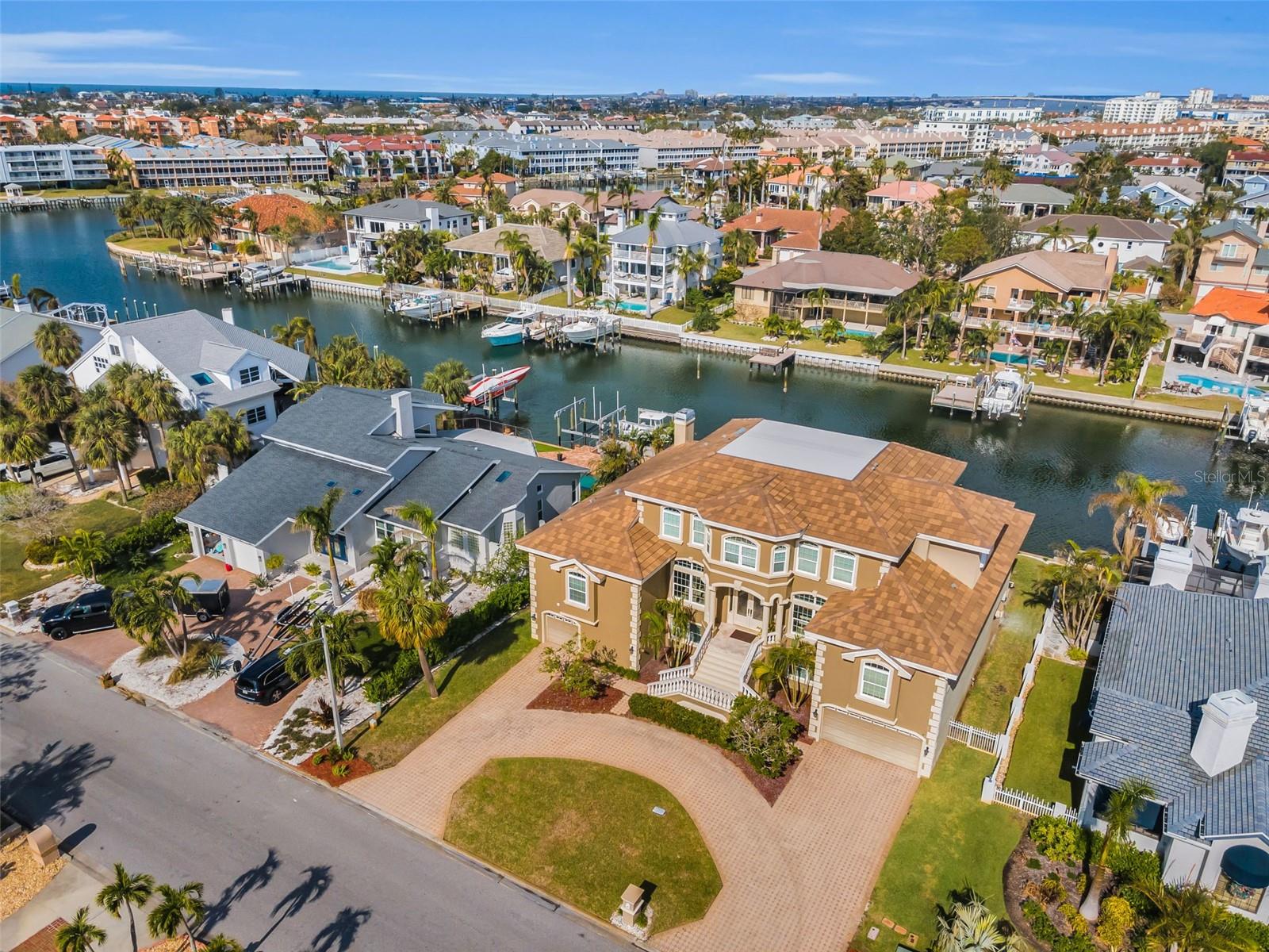 TIERRA VERDE UNIT 1 1ST REP - Residential