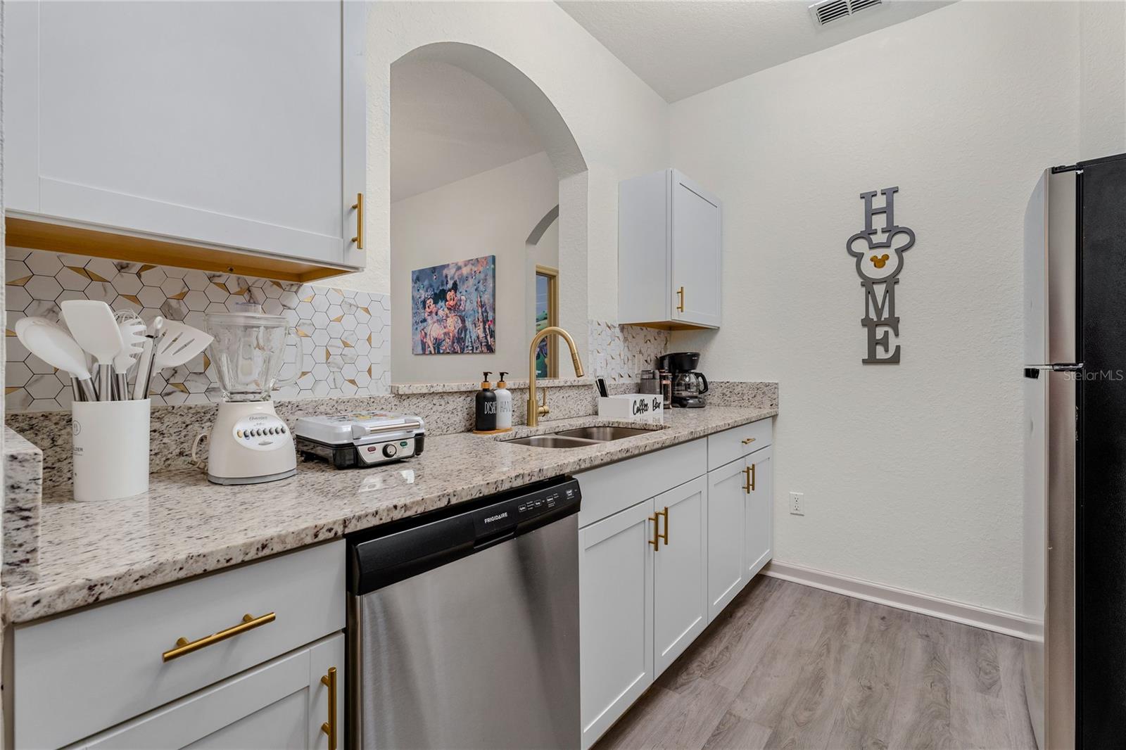 VENTURA AT WINDSOR HILLS CONDO PH 3 - Residential
