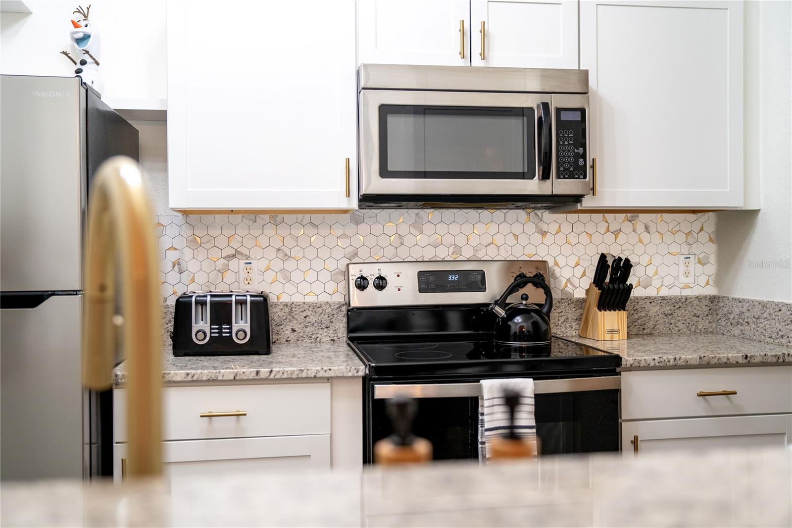 VENTURA AT WINDSOR HILLS CONDO PH 3 - Residential