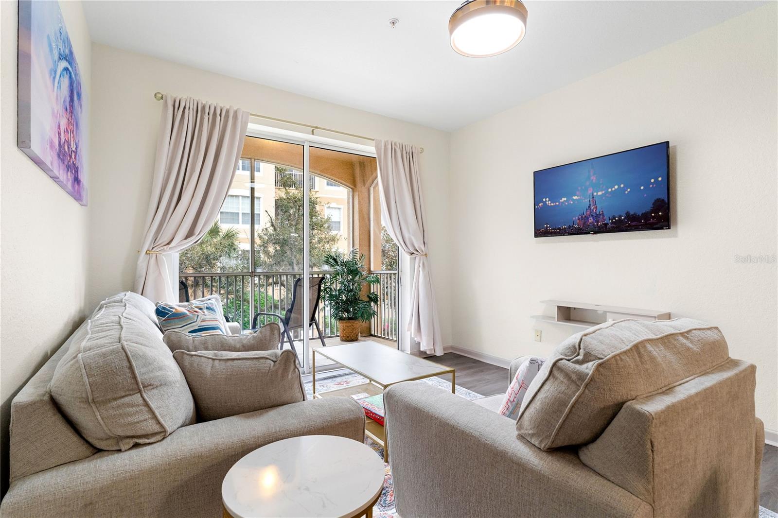 VENTURA AT WINDSOR HILLS CONDO PH 3 - Residential