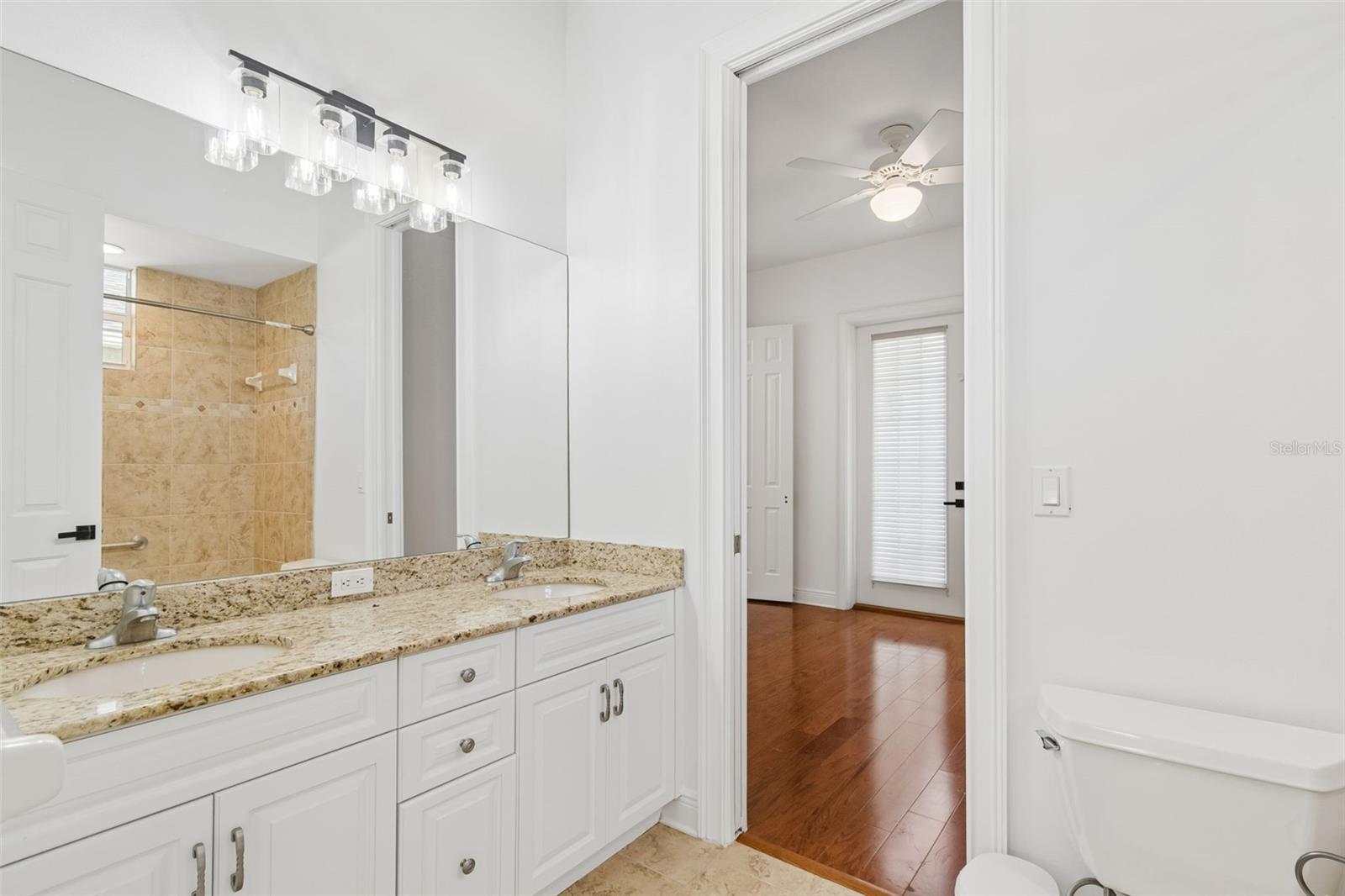 CARROLL LANDING - Residential
