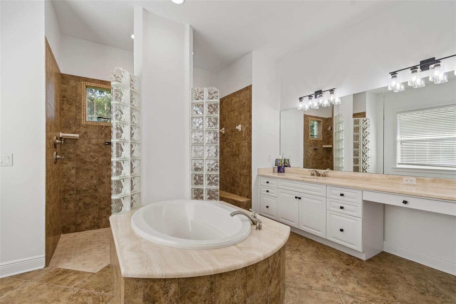 CARROLL LANDING - Residential