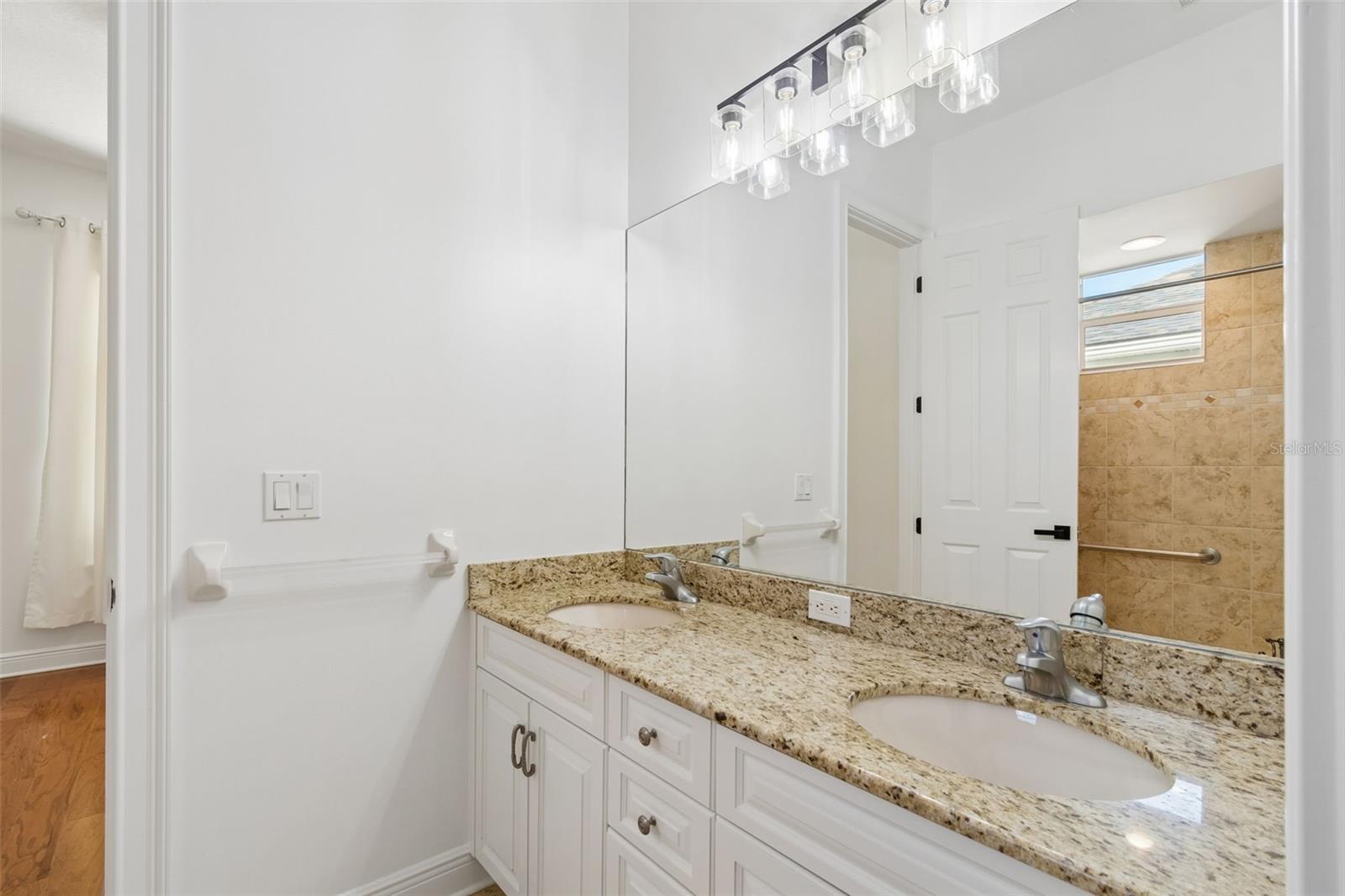 CARROLL LANDING - Residential
