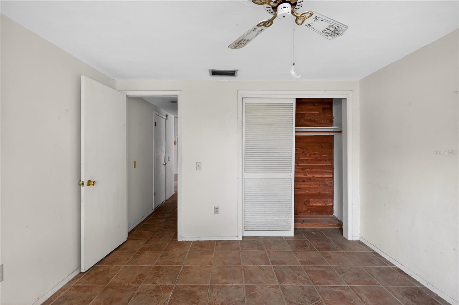 BEACON WOODS VILLAGE - Residential