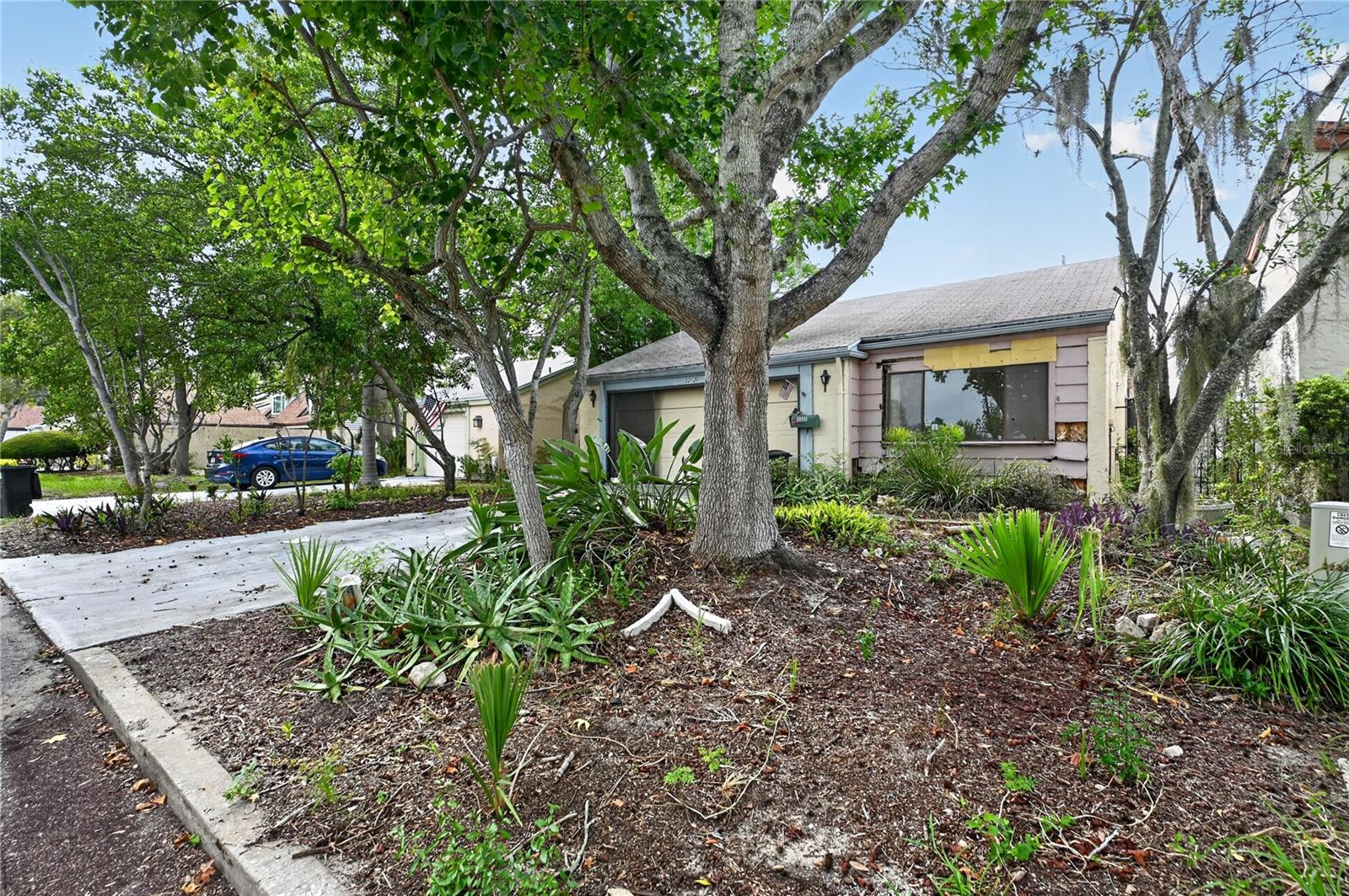BEACON WOODS VILLAGE - Residential