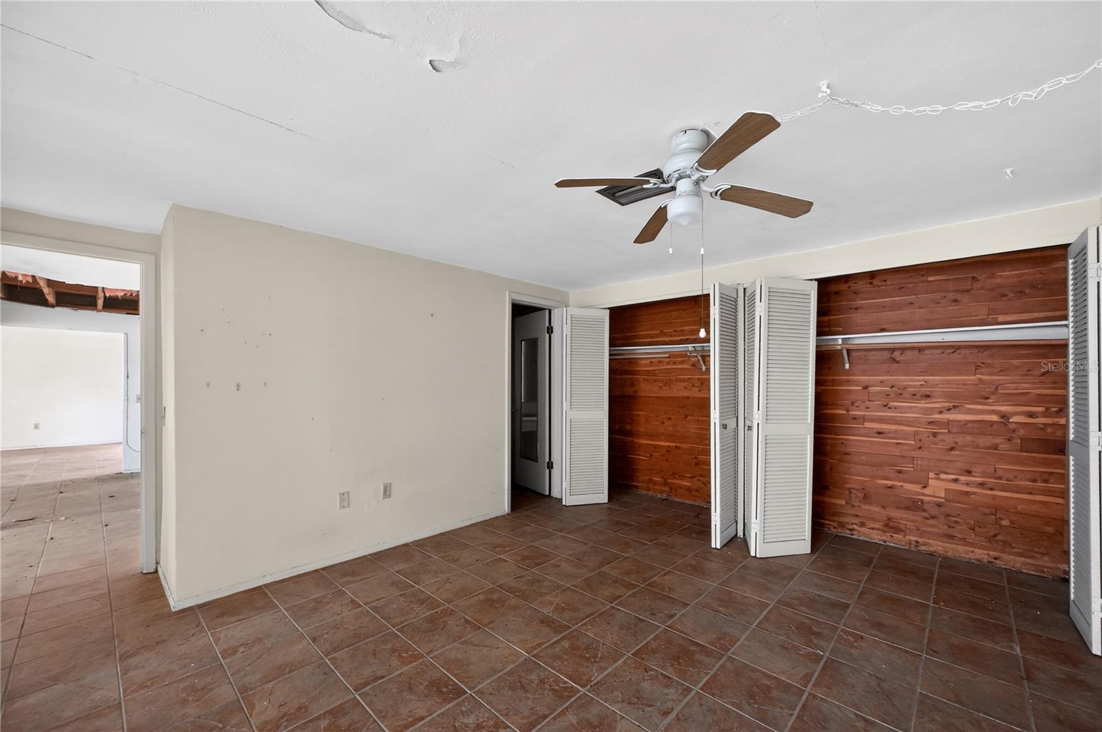 BEACON WOODS VILLAGE - Residential