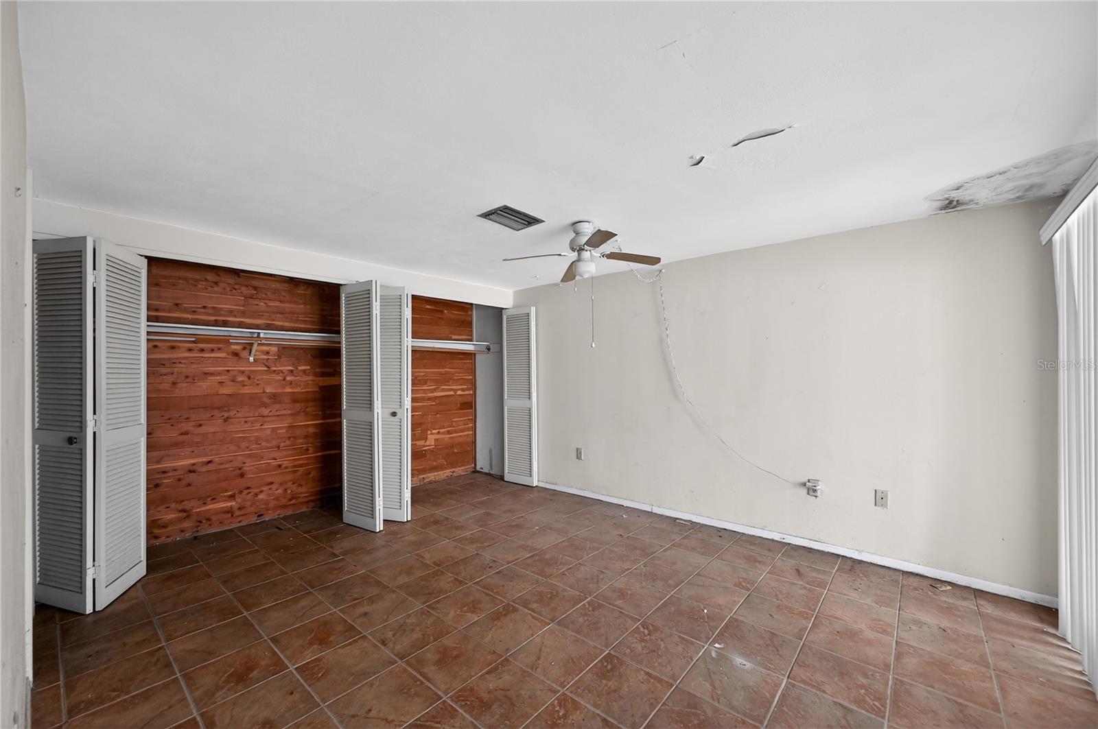 BEACON WOODS VILLAGE - Residential