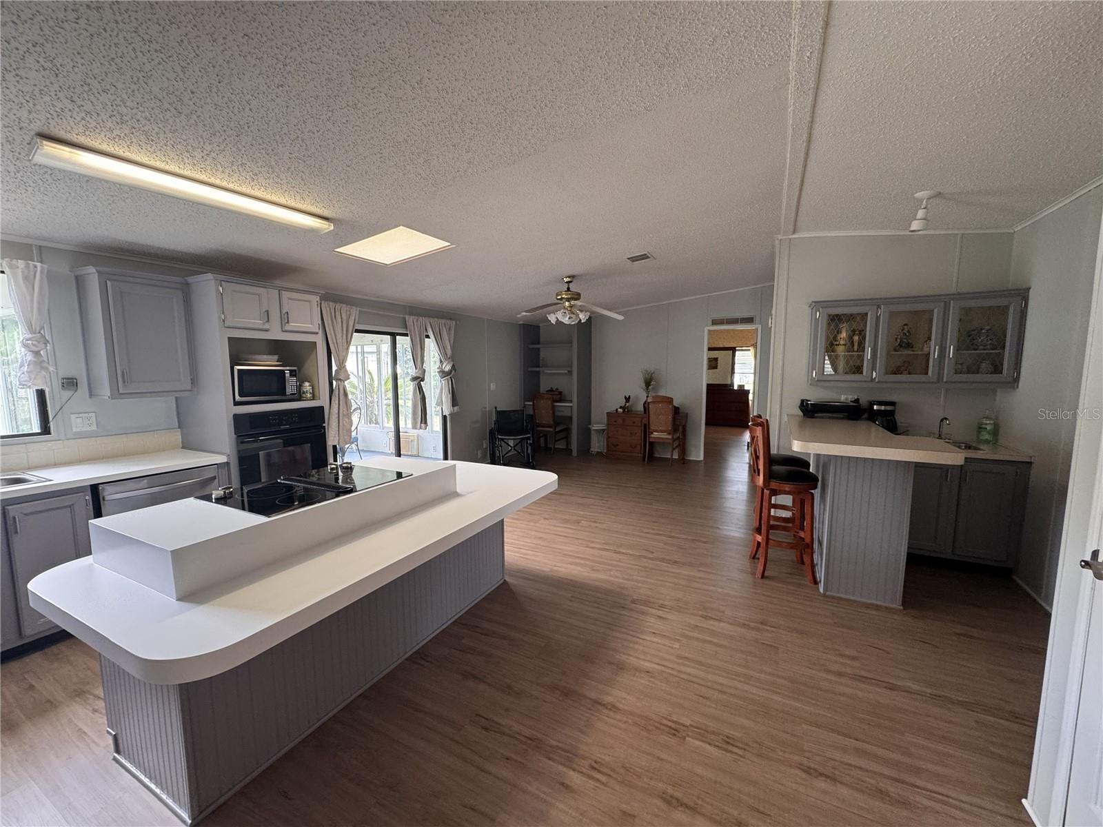 ZELLWOOD STATION COOP MH PARK - Residential