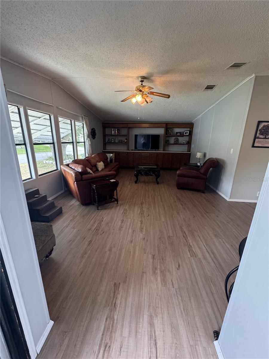 ZELLWOOD STATION COOP MH PARK - Residential