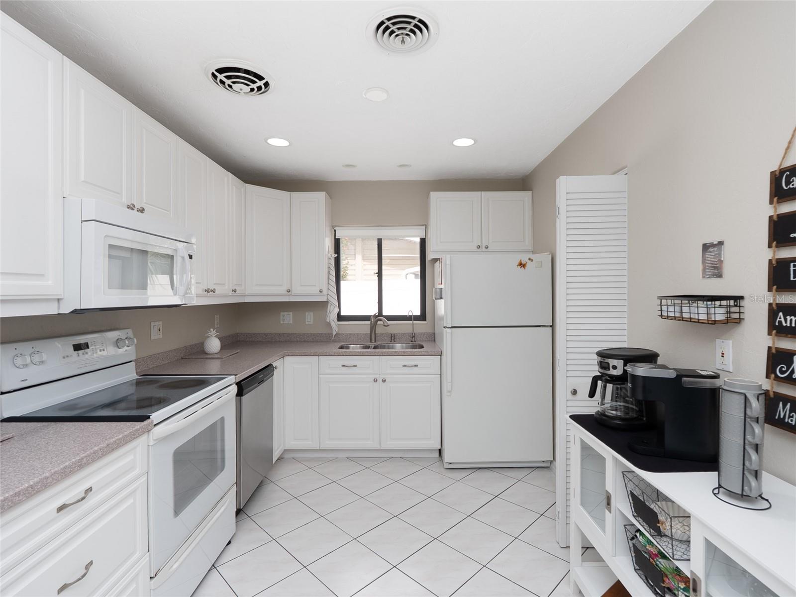 BELLEVUE TERRACE - Residential