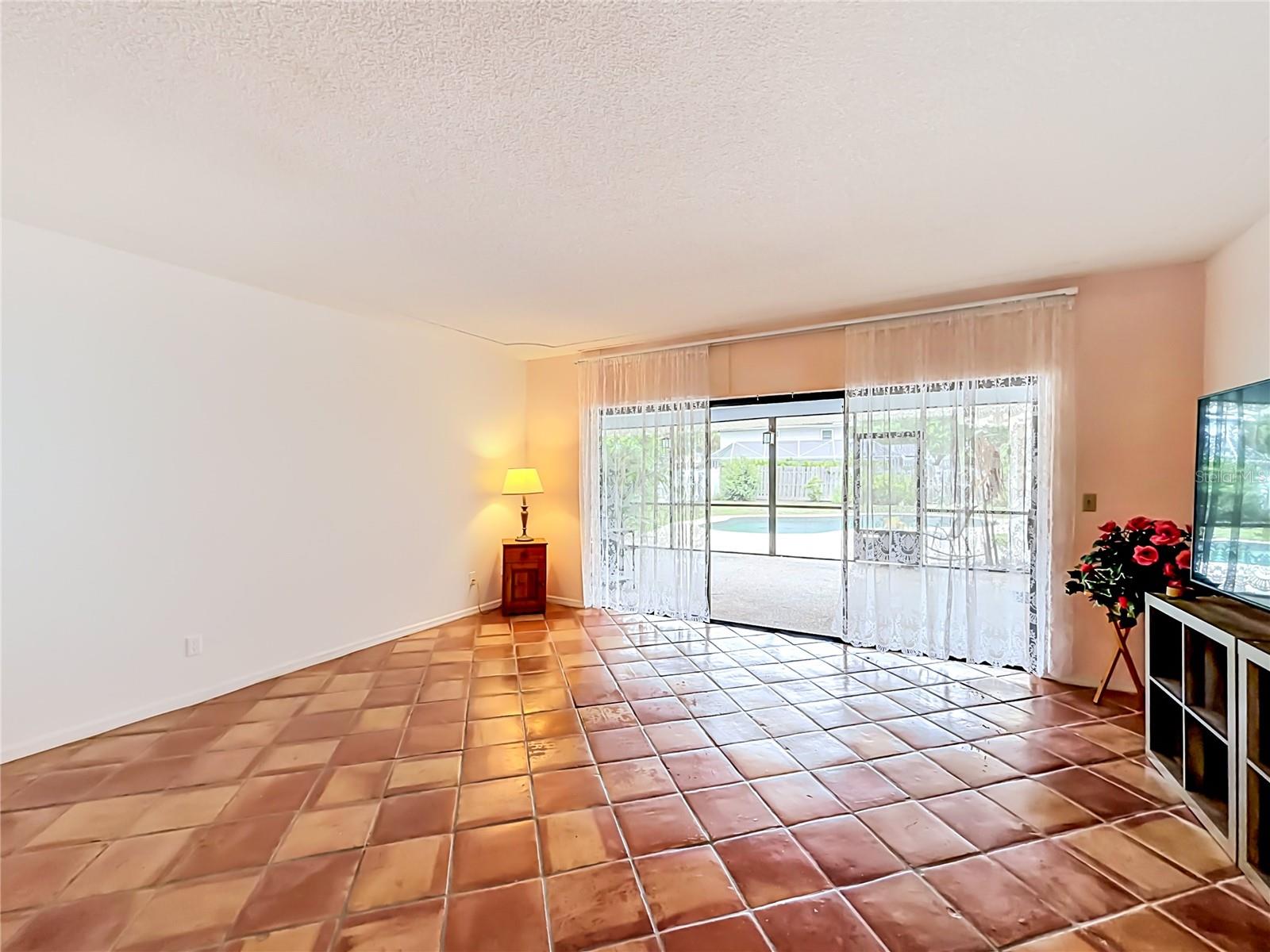 RIVERSIDE LANDING - Residential