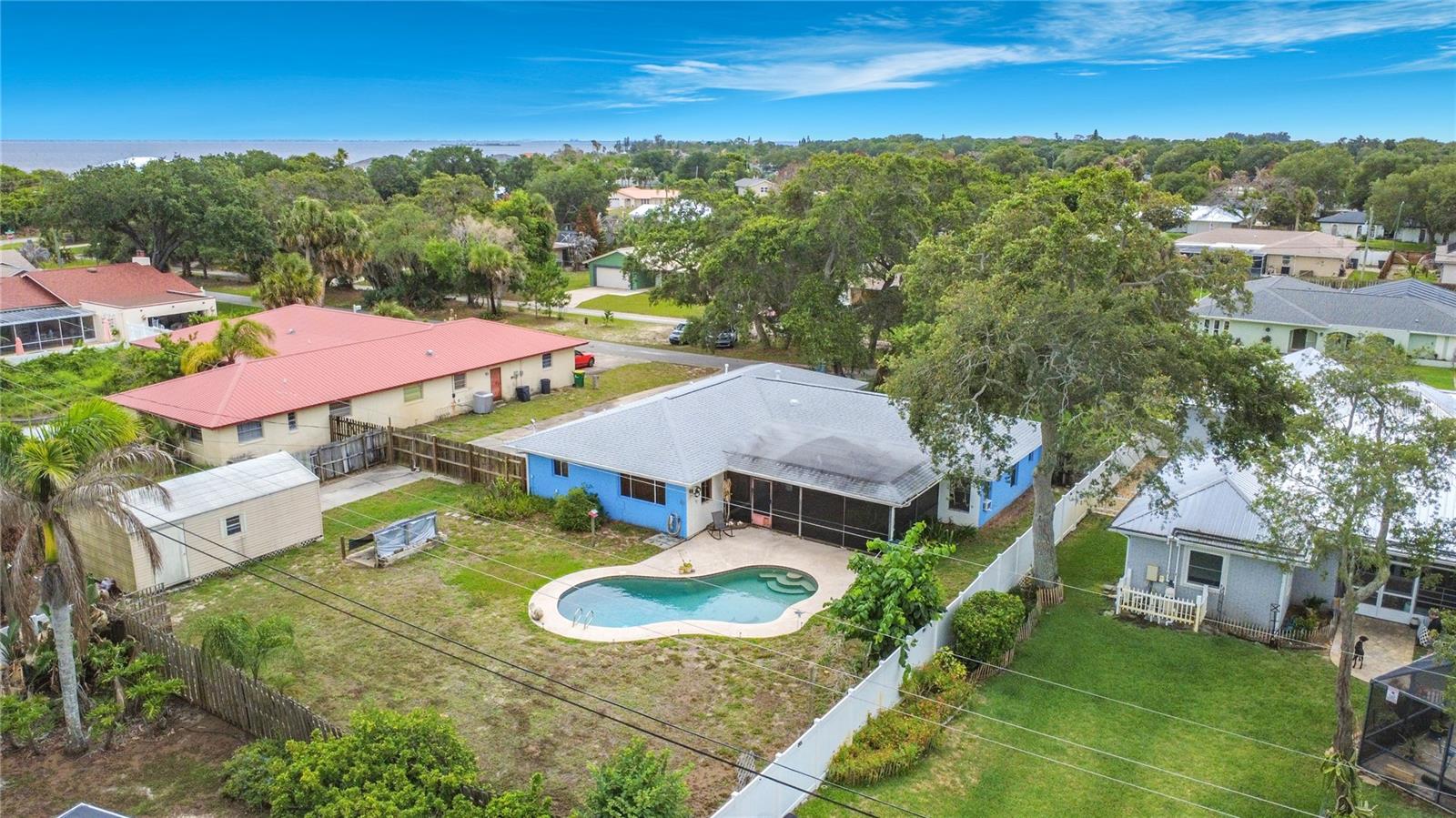 RIVERSIDE LANDING - Residential