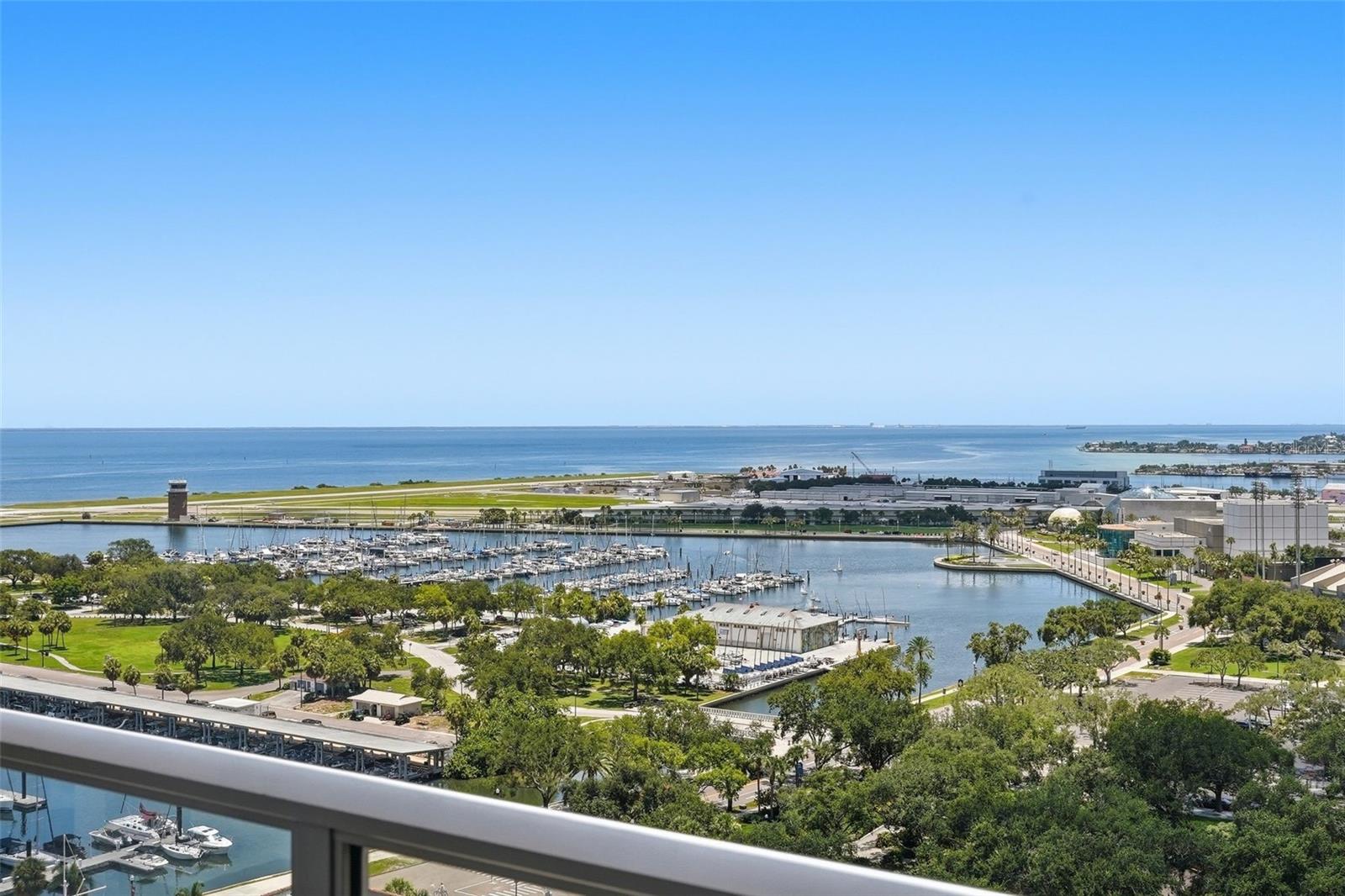 FLORENCIA CONDO - Residential