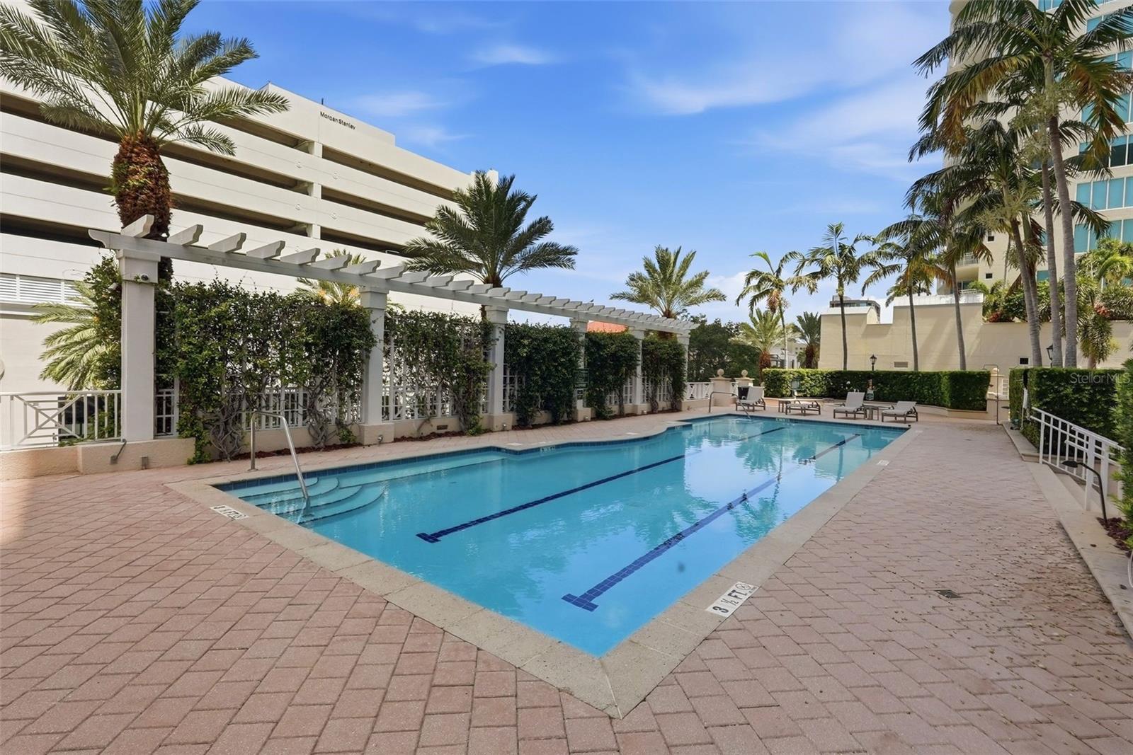 FLORENCIA CONDO - Residential