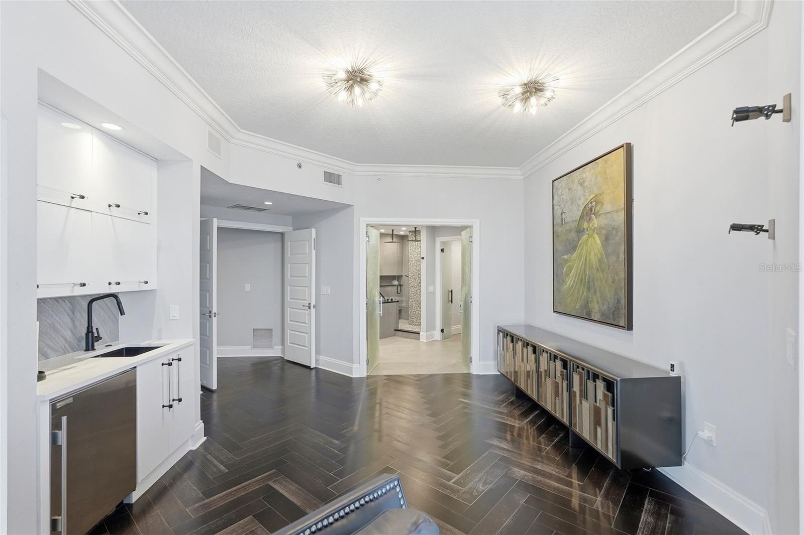 FLORENCIA CONDO - Residential