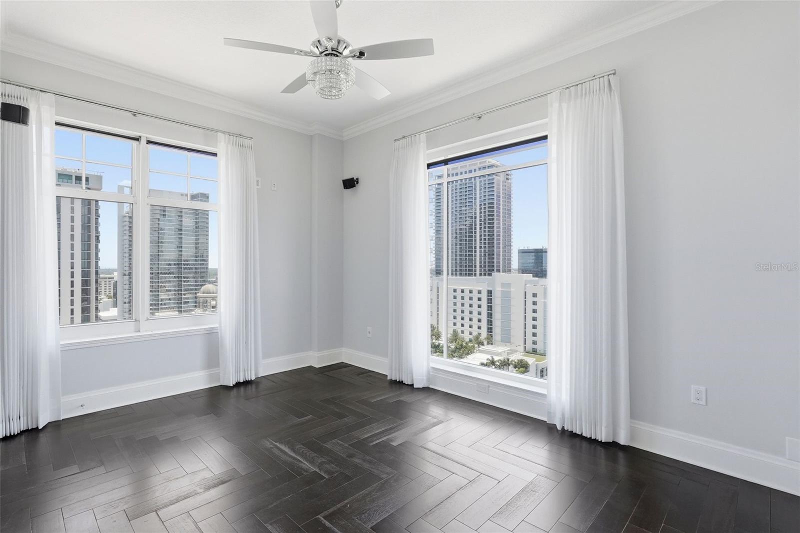 FLORENCIA CONDO - Residential