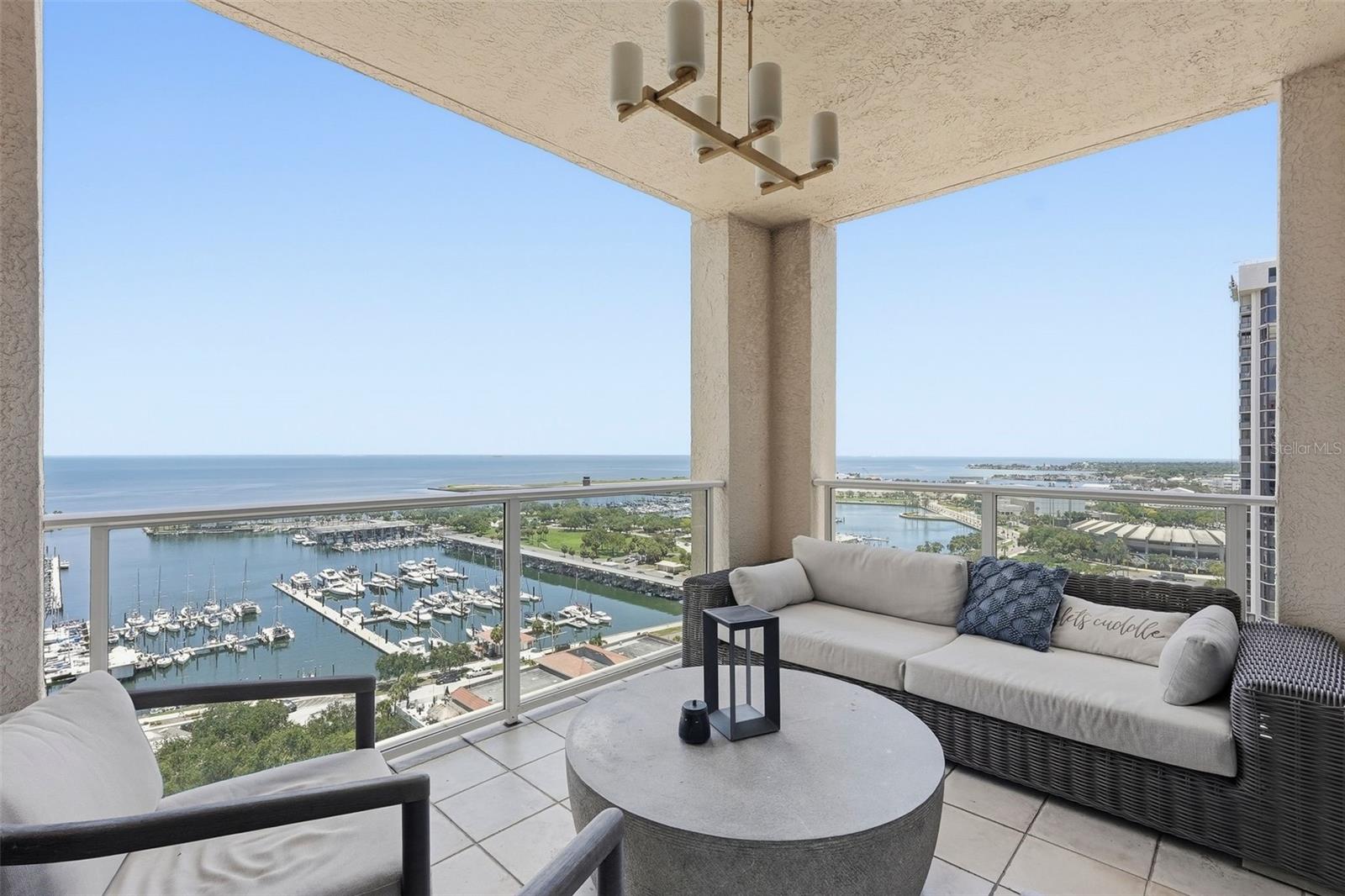 FLORENCIA CONDO - Residential