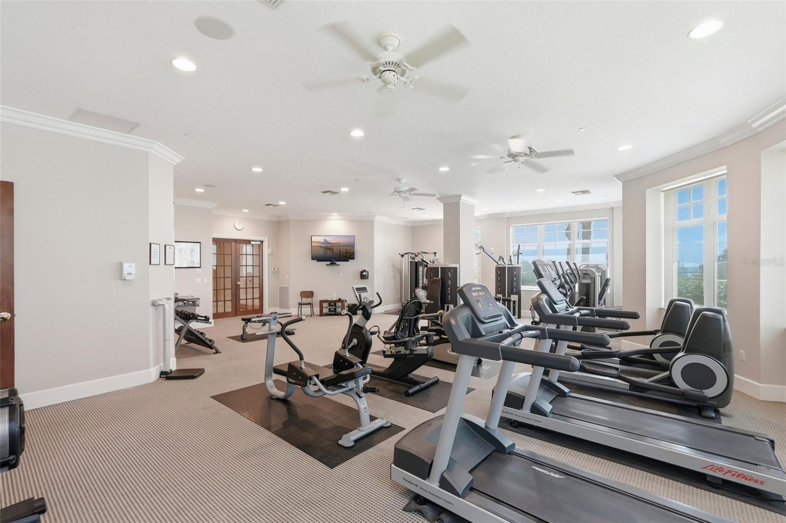 FLORENCIA CONDO - Residential