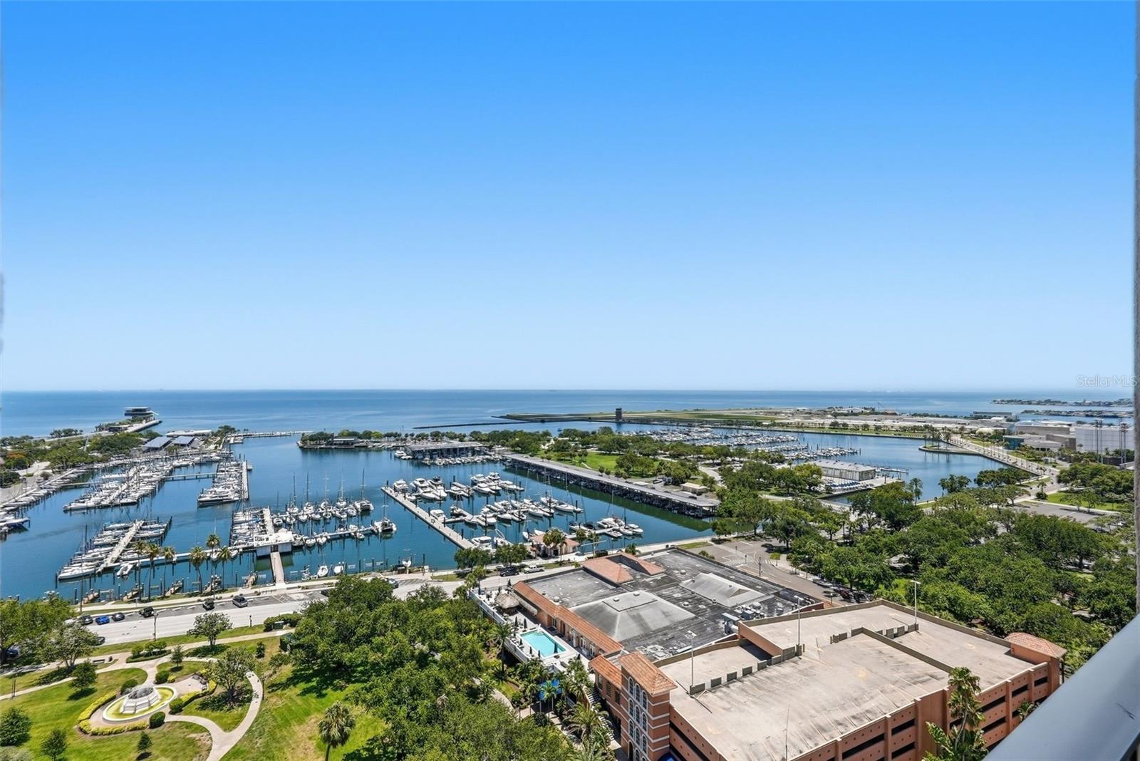 FLORENCIA CONDO - Residential