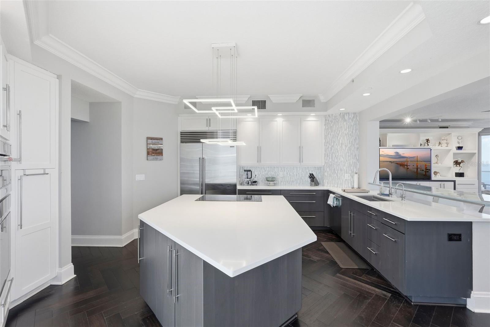 FLORENCIA CONDO - Residential