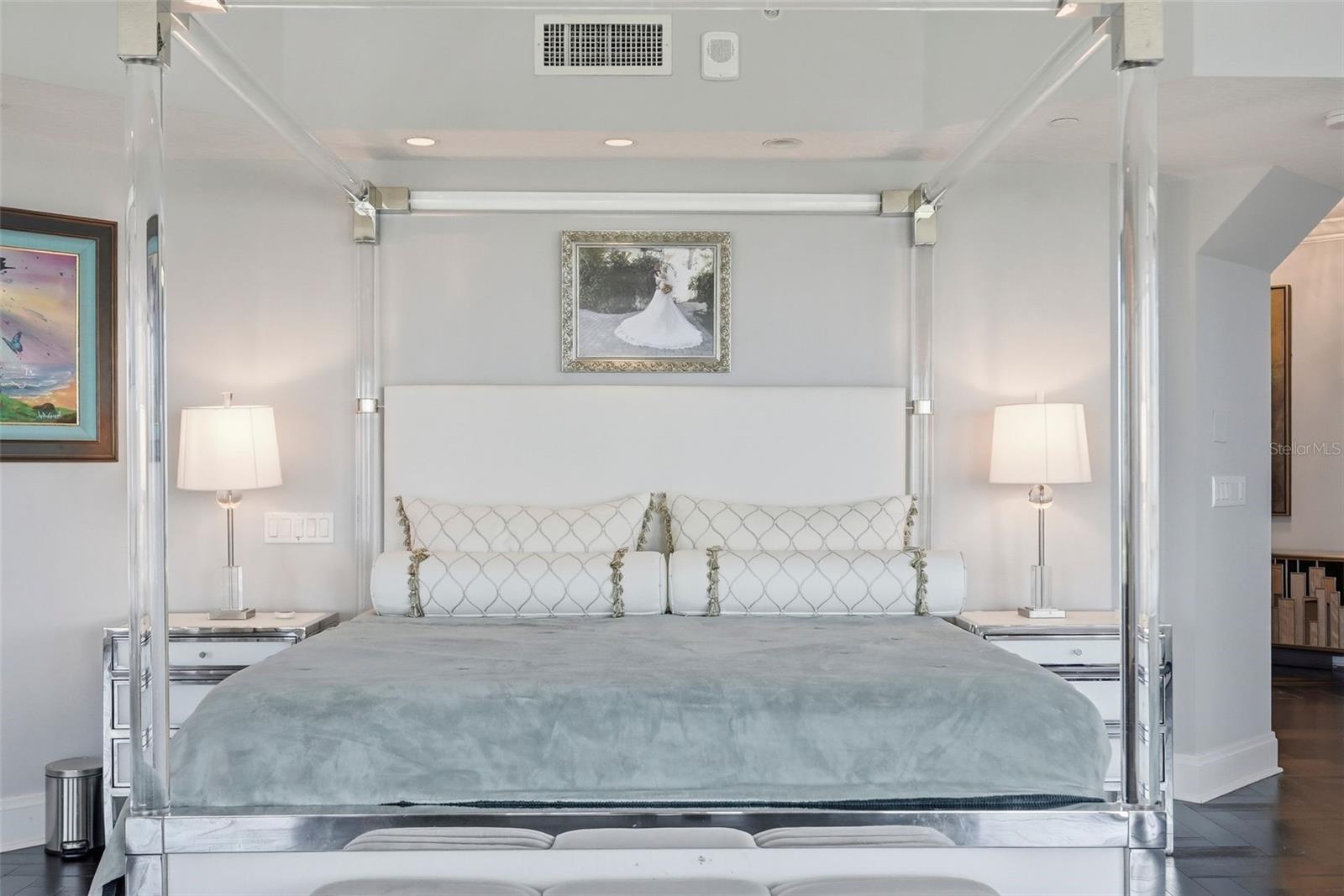 FLORENCIA CONDO - Residential