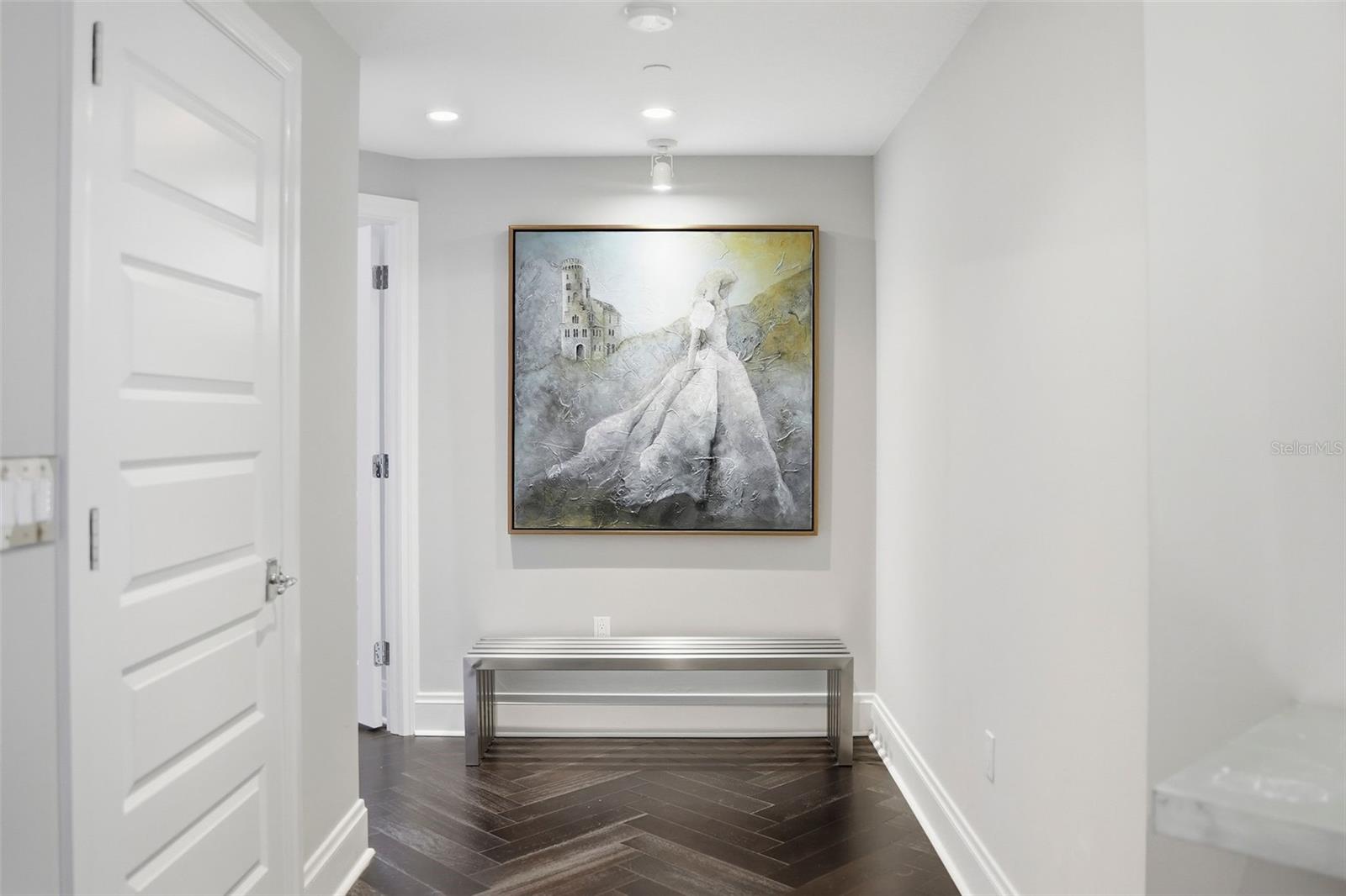 FLORENCIA CONDO - Residential