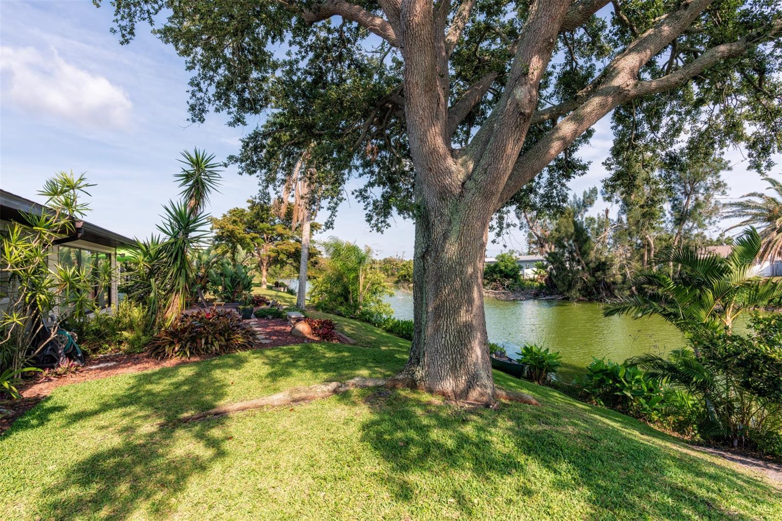 VENICE GARDENS - Residential
