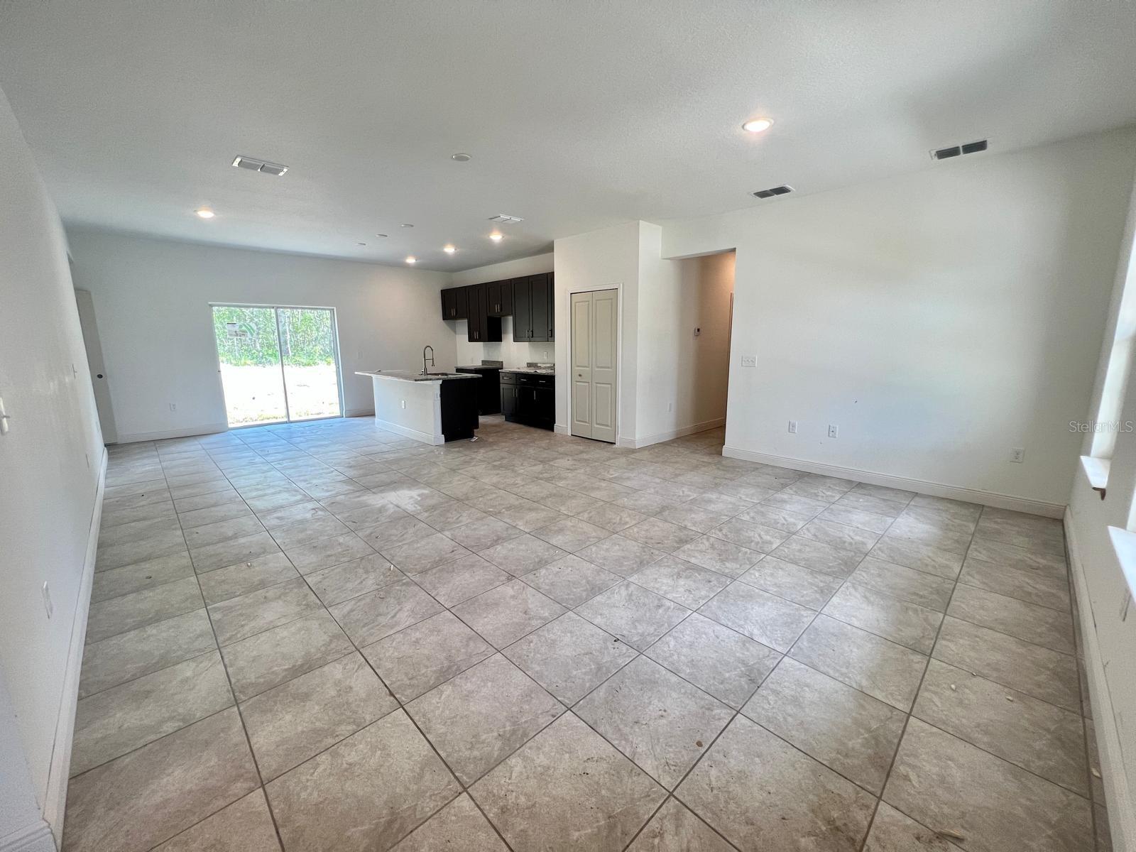 MARRION OAKS - Residential
