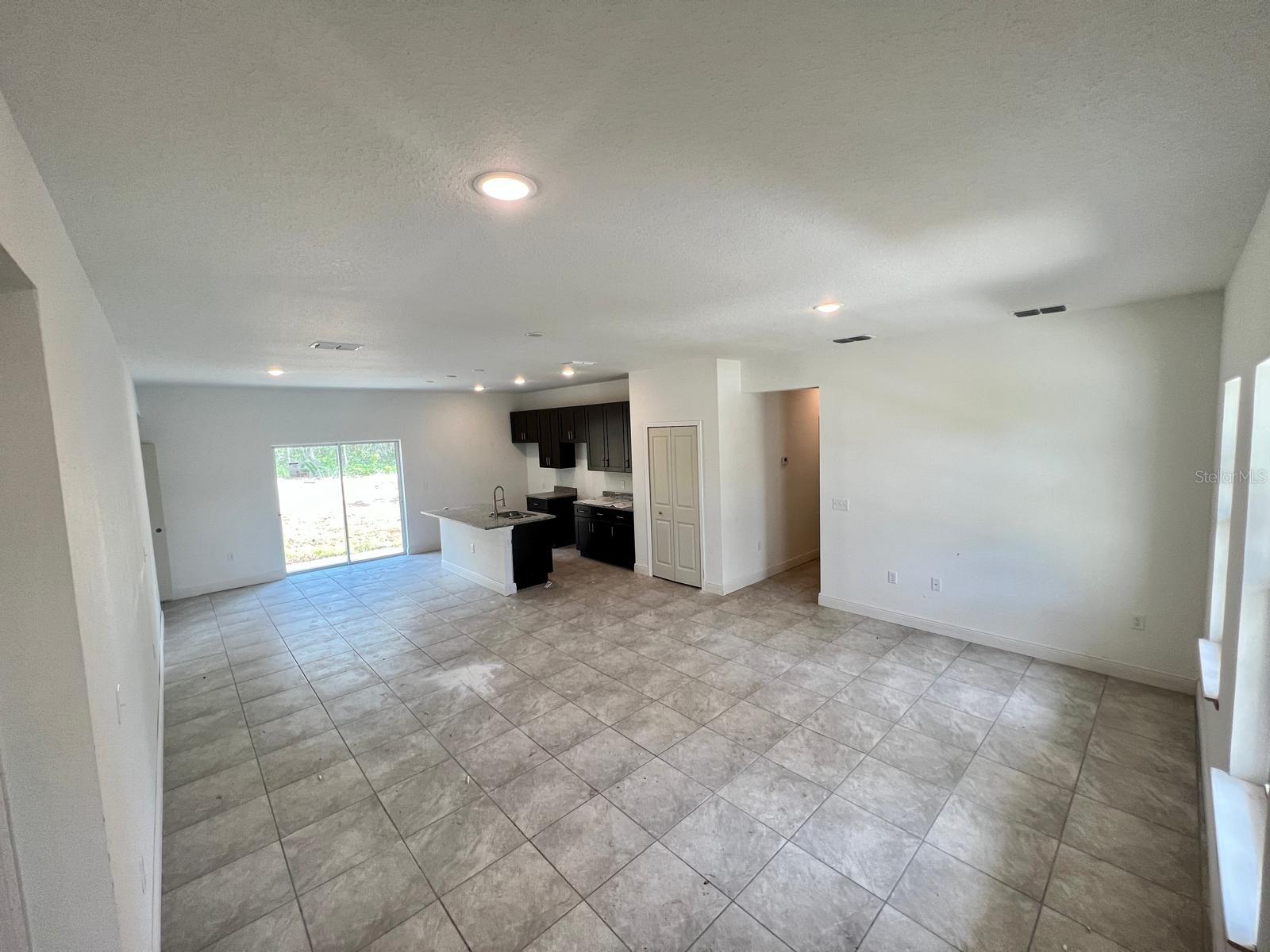 MARRION OAKS - Residential