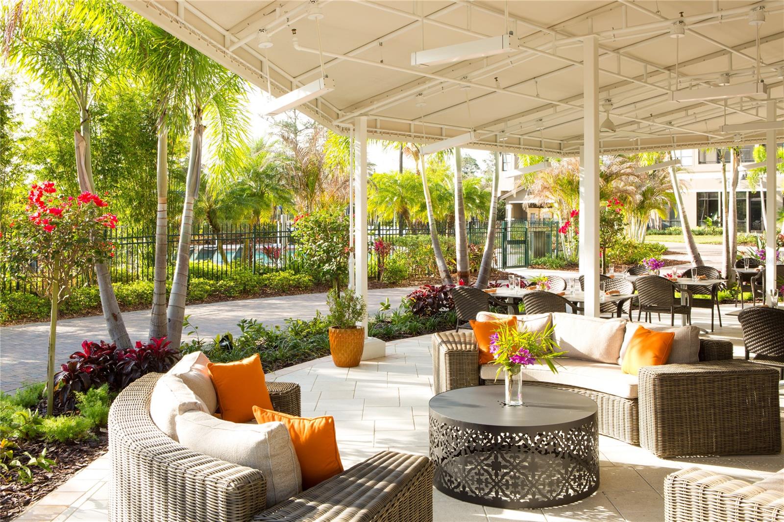 THE GROVE RESORT - Residential