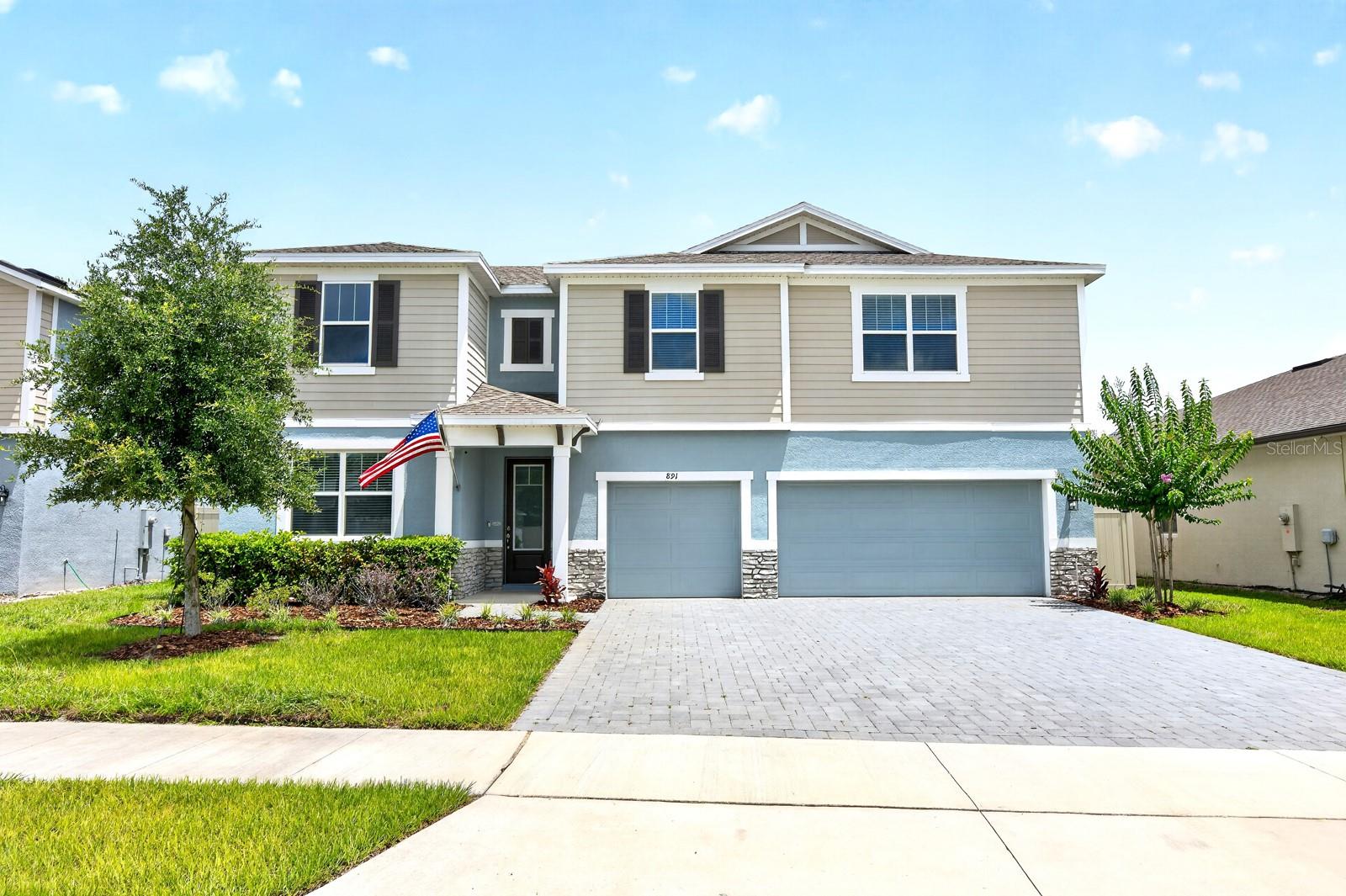 ADDISON LANDING - Residential