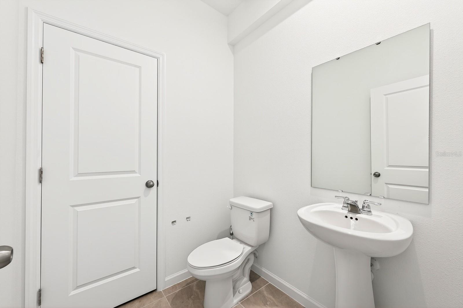 ADDISON LANDING - Residential