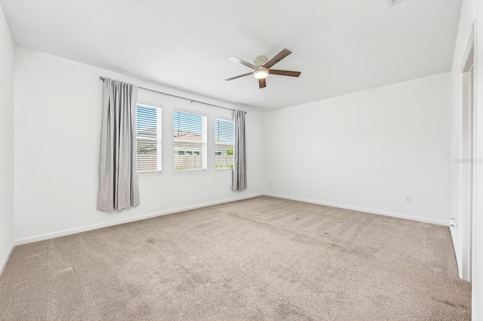 ADDISON LANDING - Residential