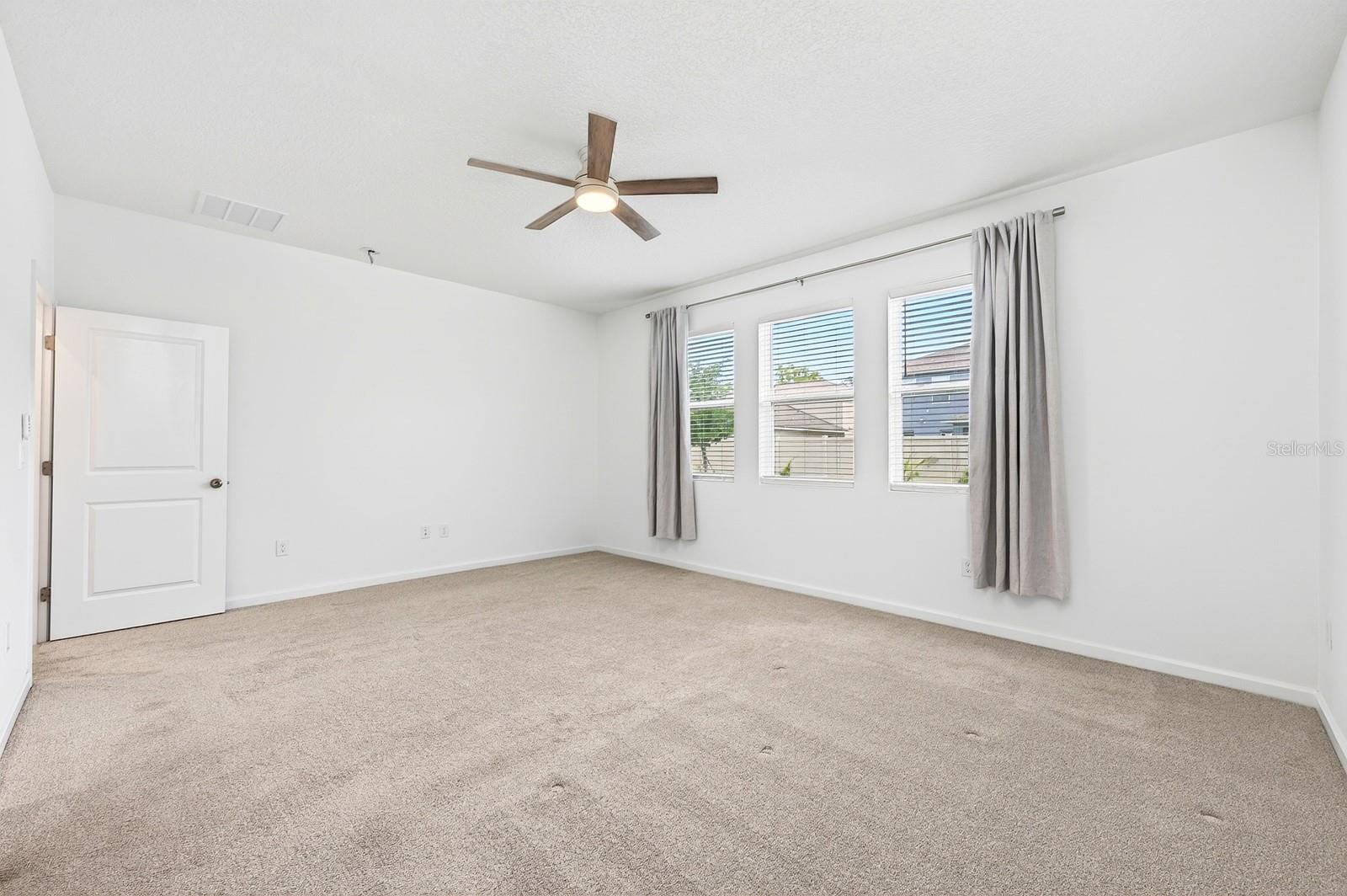 ADDISON LANDING - Residential