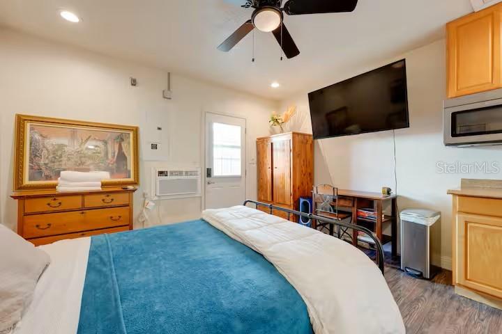 BEACON GROVES - Residential