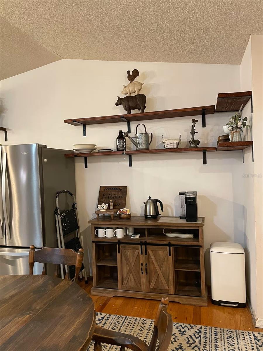 BEACON GROVES - Residential
