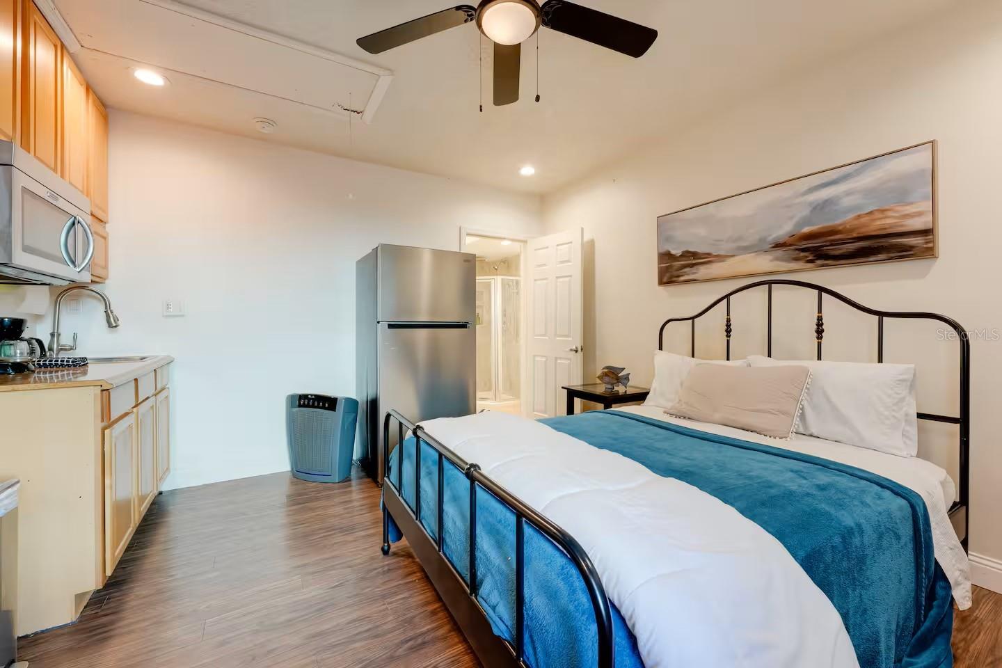 BEACON GROVES - Residential