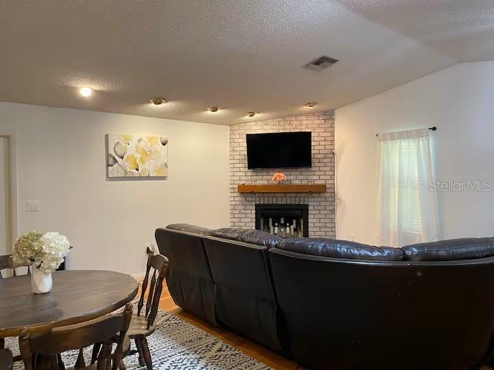 BEACON GROVES - Residential