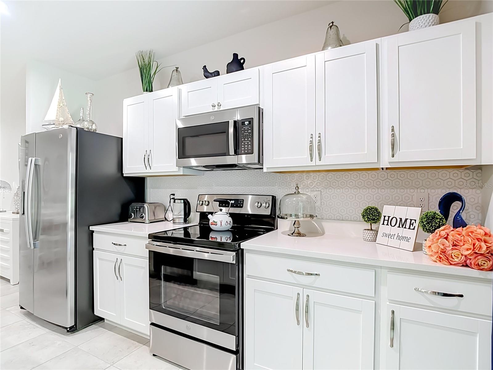BEAR CRK TWNHMS - Residential