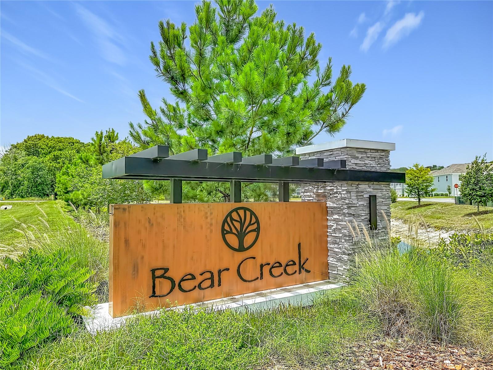 BEAR CRK TWNHMS - Residential