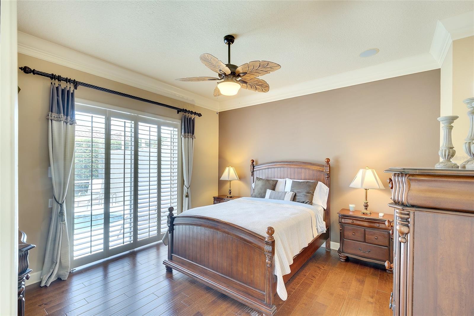 ROSEDALE GOLF & TENNIS CLUB COMMUNITY - Residential