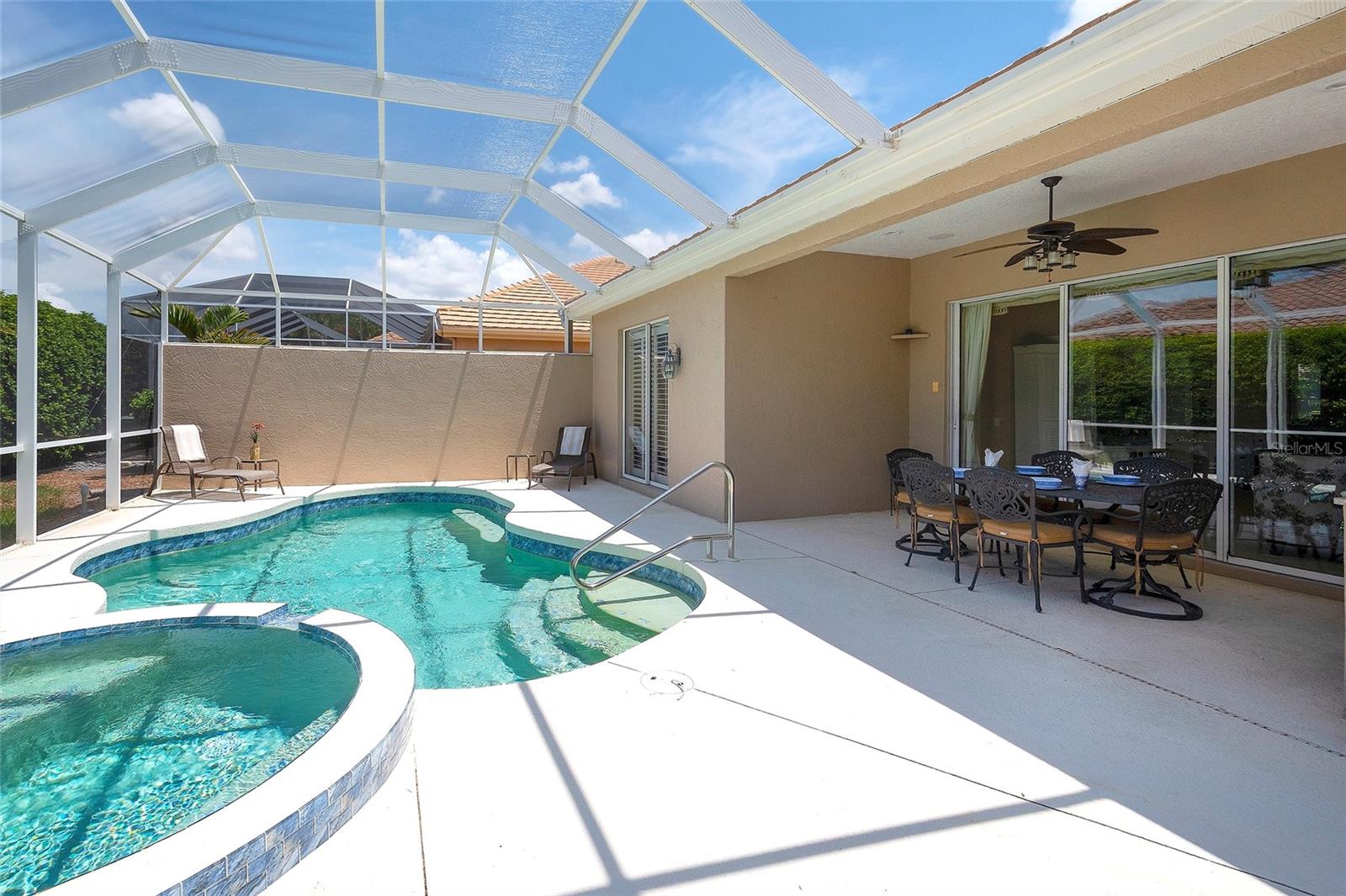 ROSEDALE GOLF & TENNIS CLUB COMMUNITY - Residential