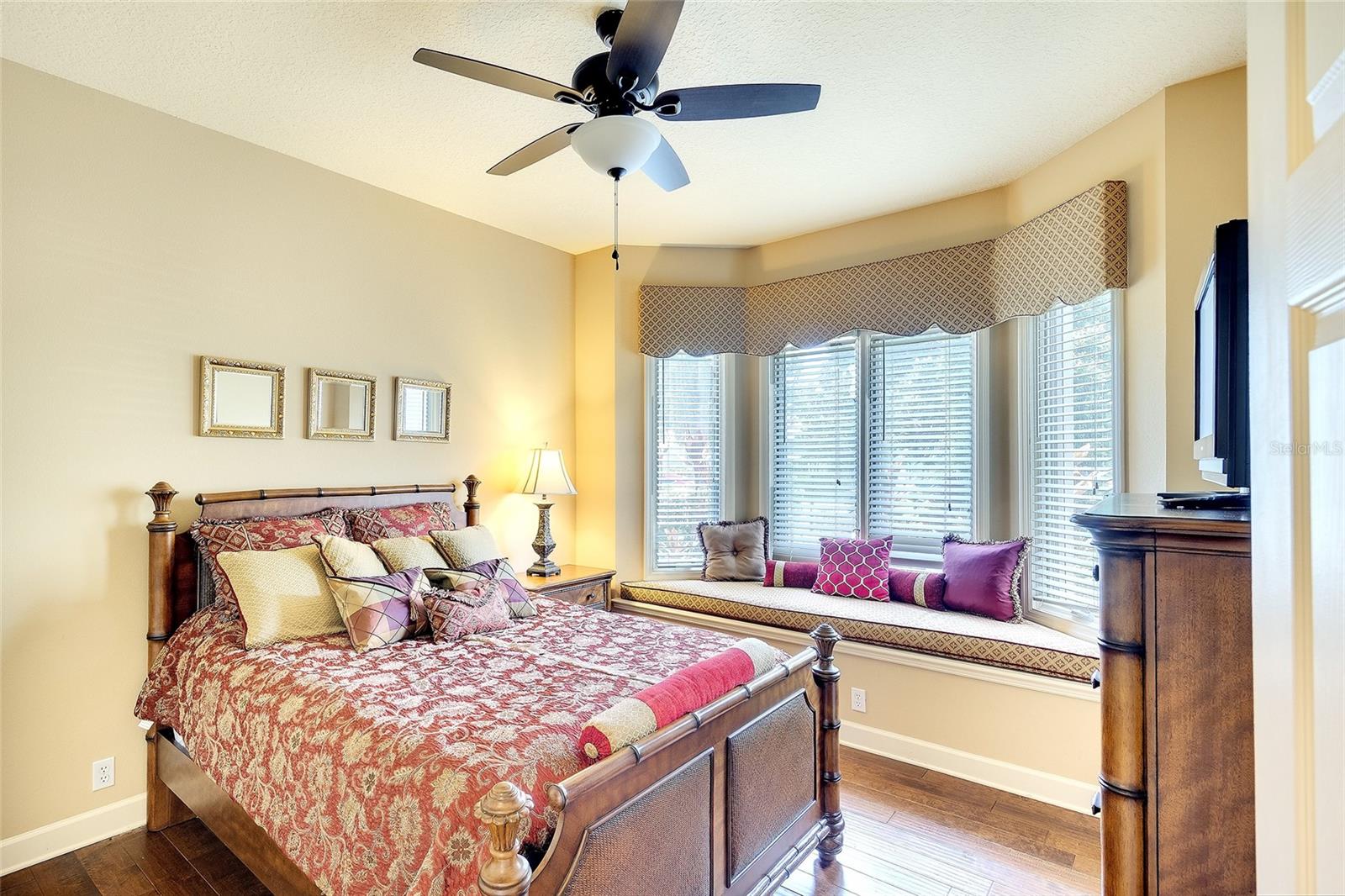 ROSEDALE GOLF & TENNIS CLUB COMMUNITY - Residential